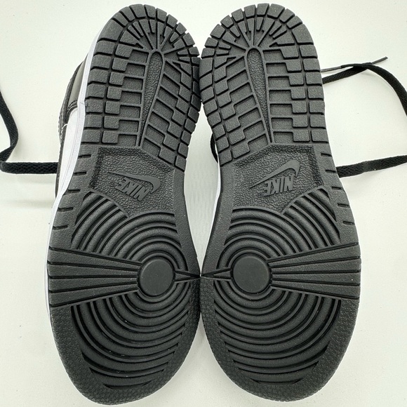 Nike Dunk Low Panda Black/White 12.5c Kids Sneakers NEW - Picture 6 of 9
